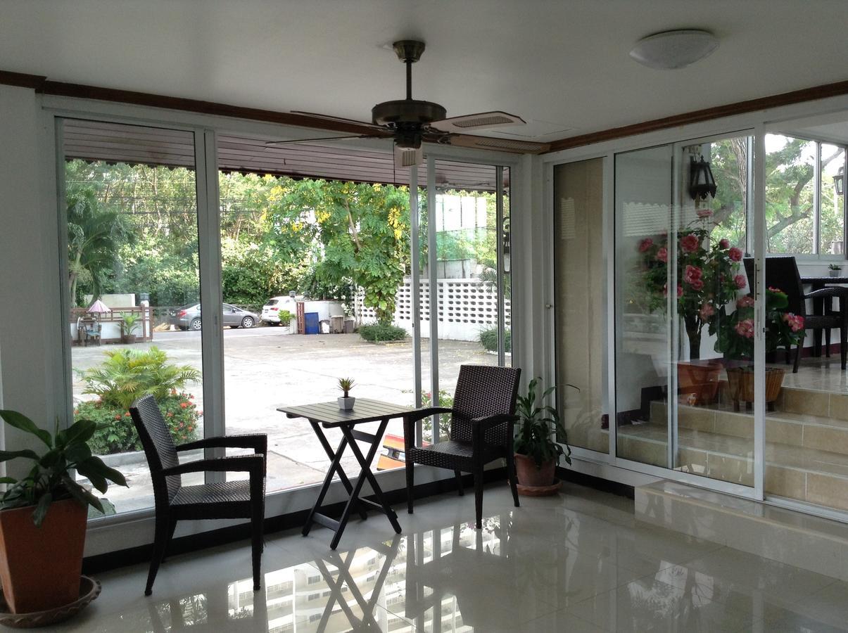 Jomtien Cozy Inn Pattaya Zewnętrze zdjęcie