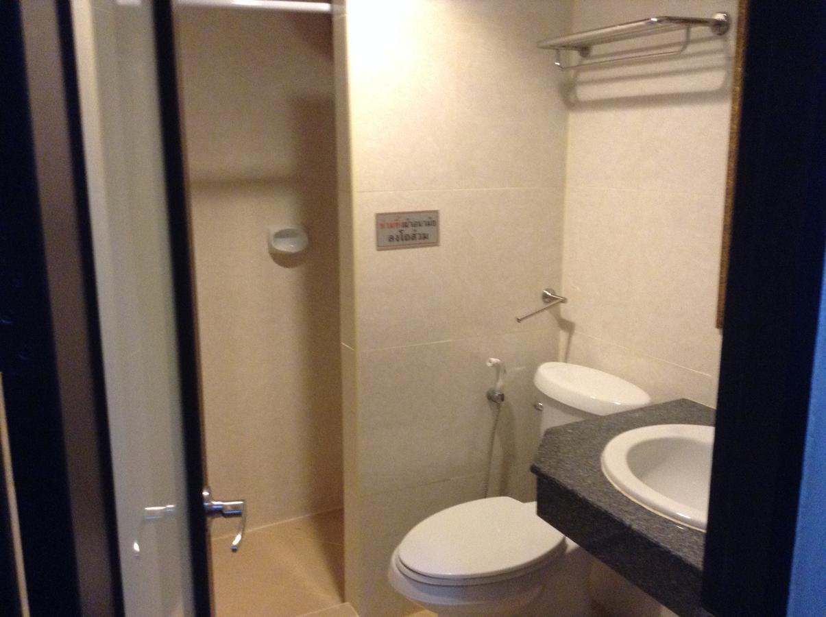 Jomtien Cozy Inn Pattaya Zewnętrze zdjęcie